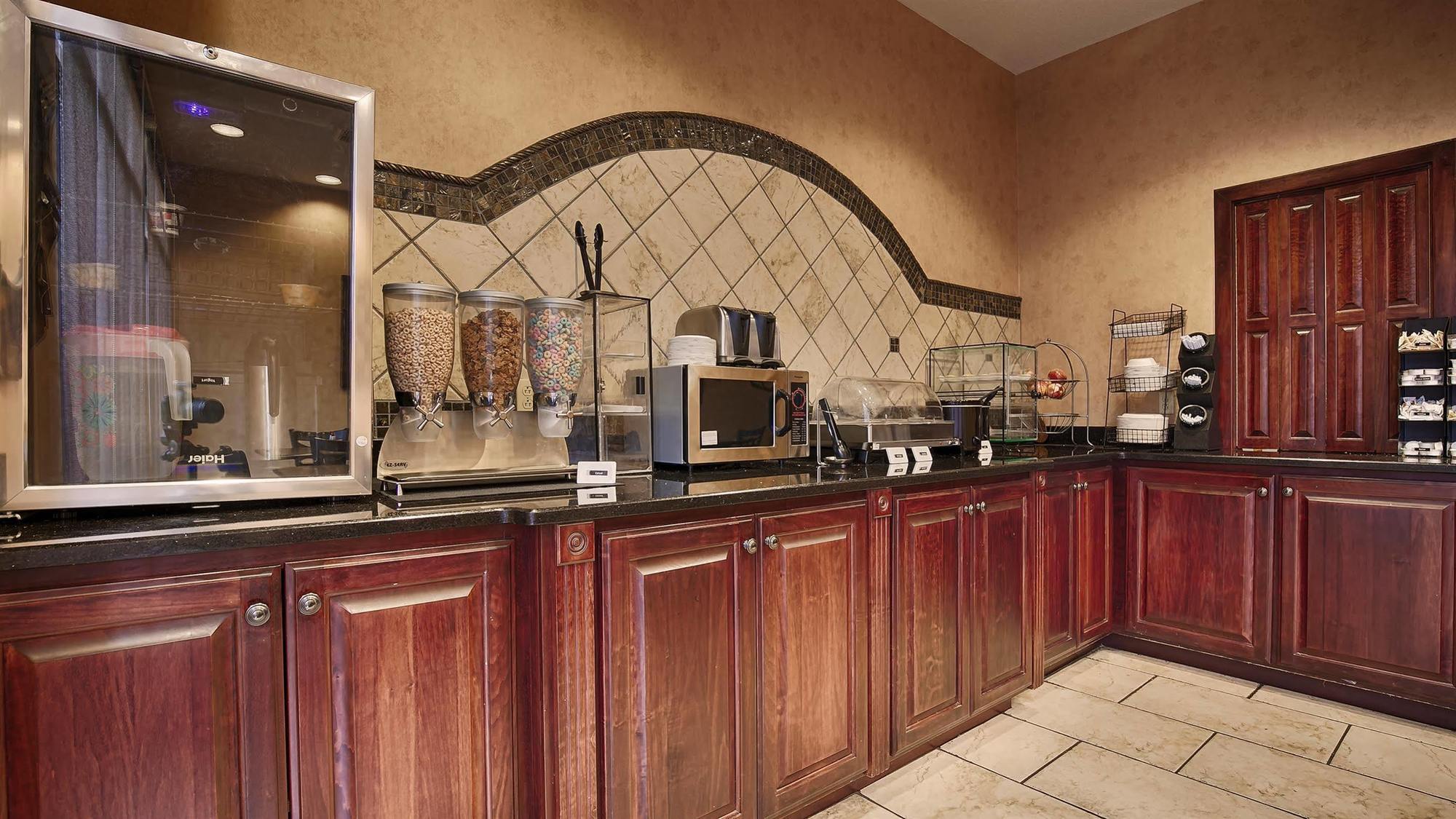 Best Western Plus Two Rivers Hotel & Suites Demopolis Dış mekan fotoğraf